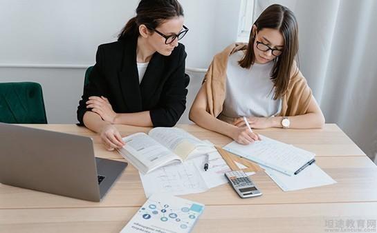 考雅思一定要报培训班吗？探讨个人选择与备考策略